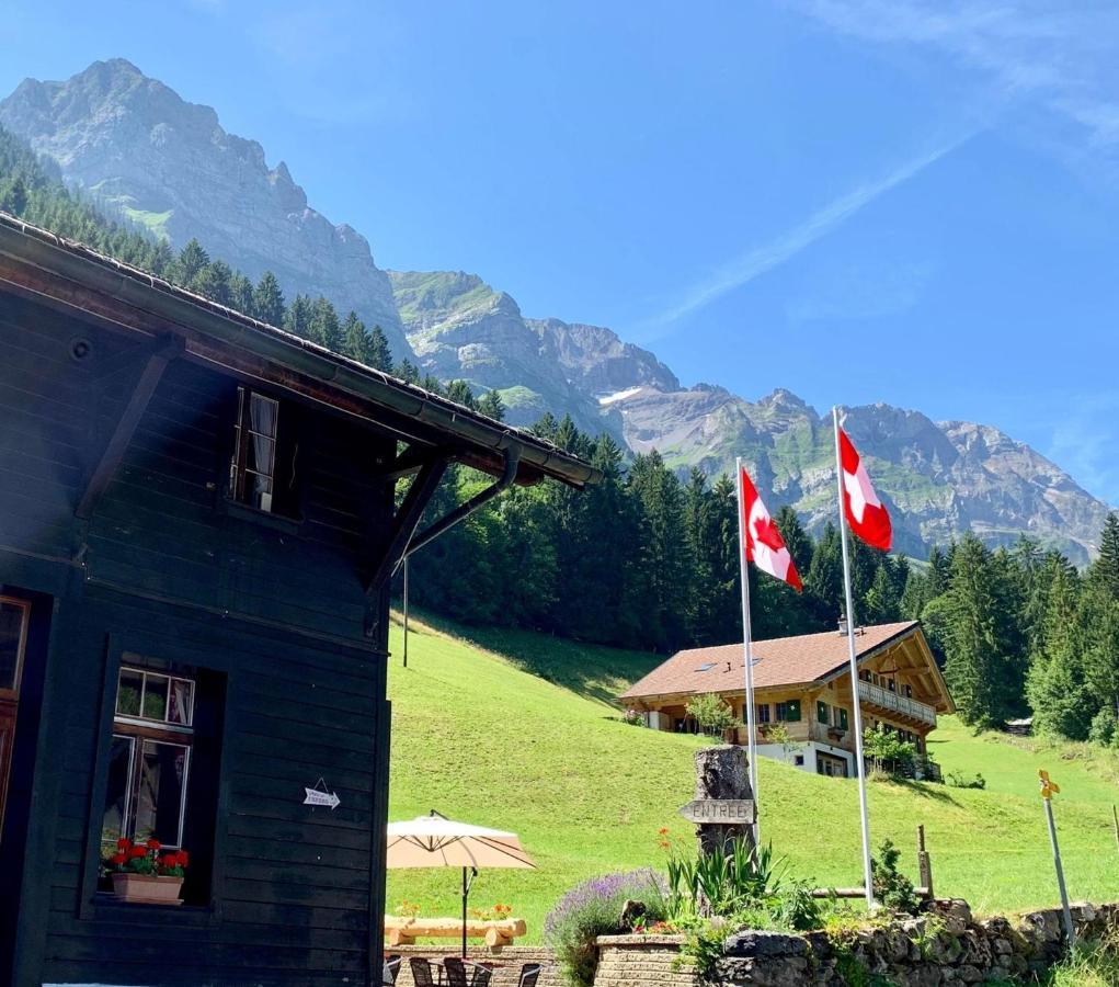 Champéry Guest House Du Grand Paradis - On Piste מראה חיצוני תמונה